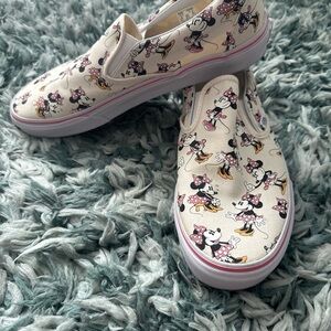 Disney Kids Slip-On Shoes - Cream with Minnie Mouse Design